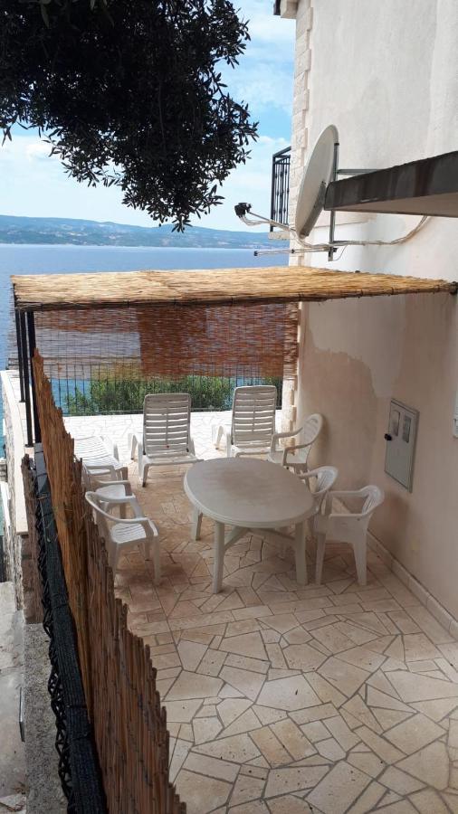 Apartment On The Beach Lokva Rogoznica Exterior photo